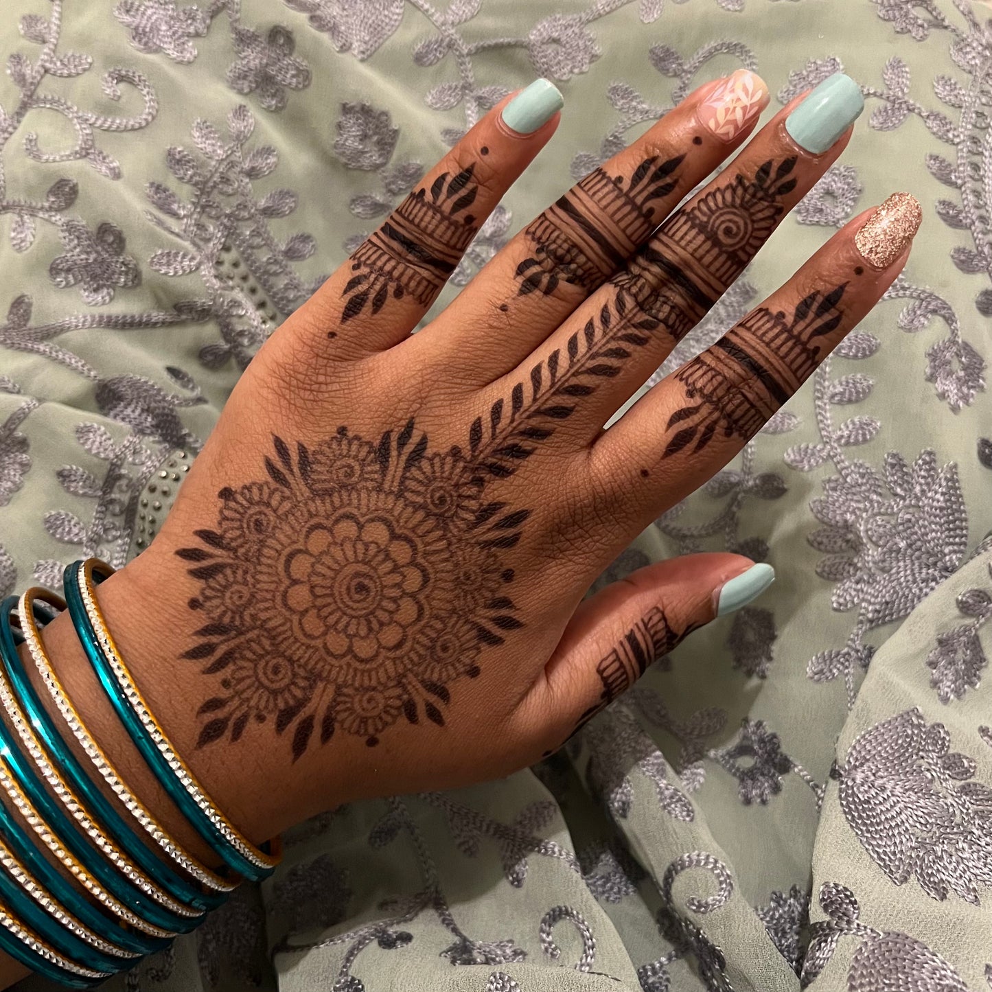 Jagua-Henna Cones